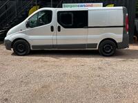 VAUXHALL VIVARO