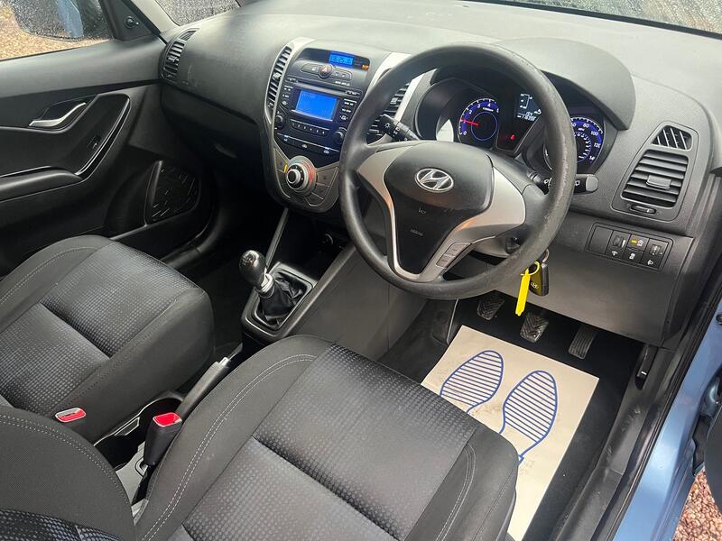 HYUNDAI IX20