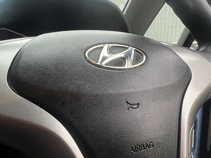 HYUNDAI IX20
