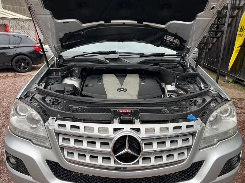 MERCEDES-BENZ M CLASS