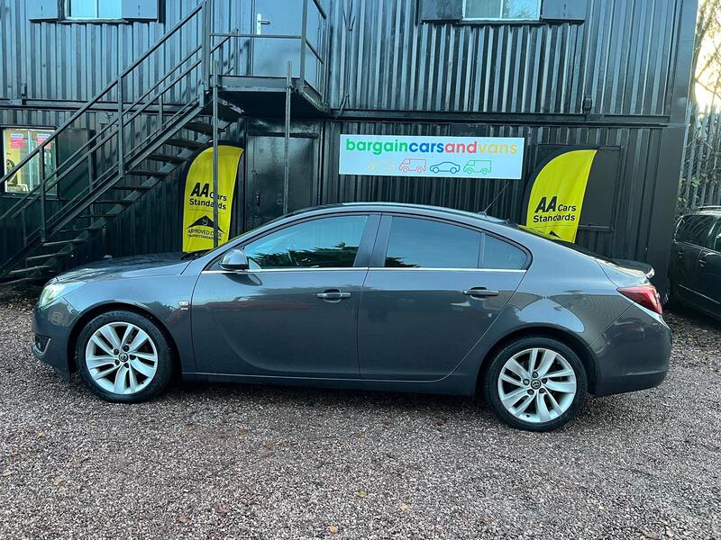 VAUXHALL INSIGNIA