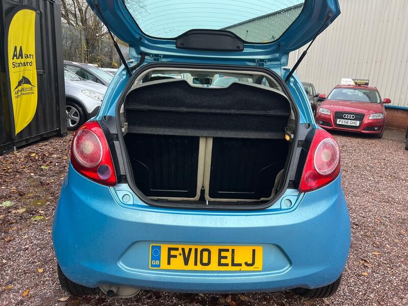 FORD KA