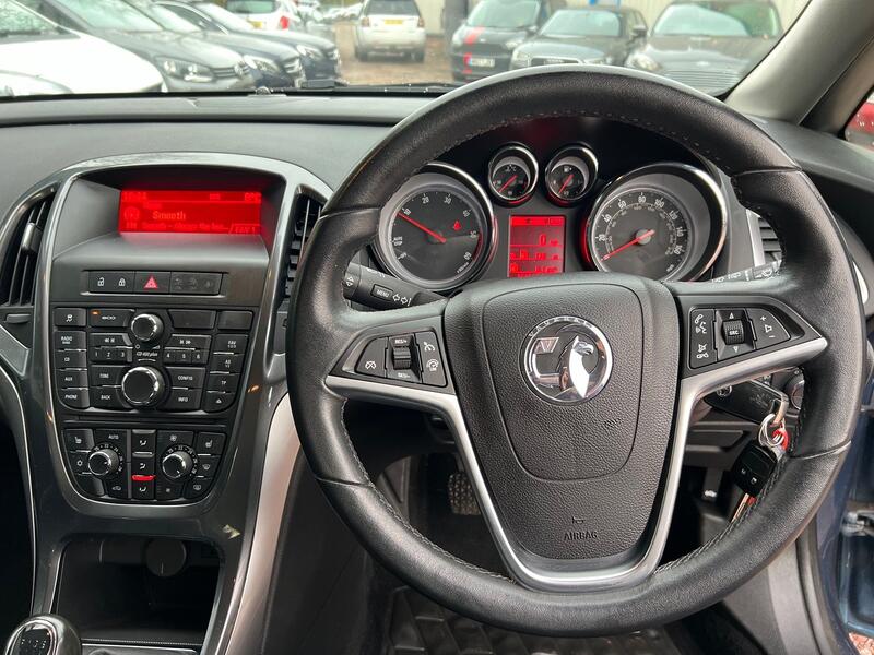 VAUXHALL ASTRA