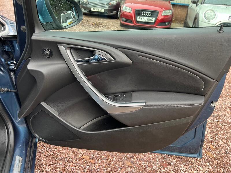 VAUXHALL ASTRA