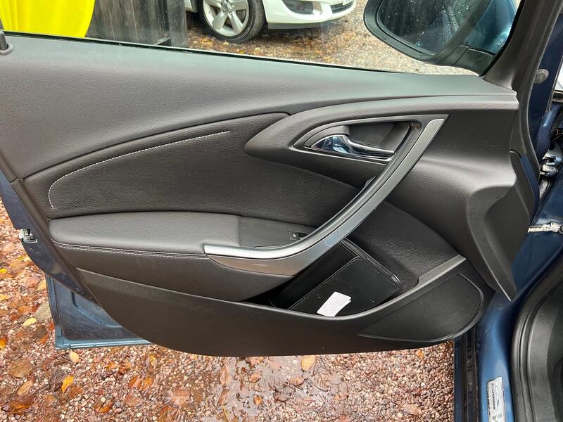 VAUXHALL ASTRA