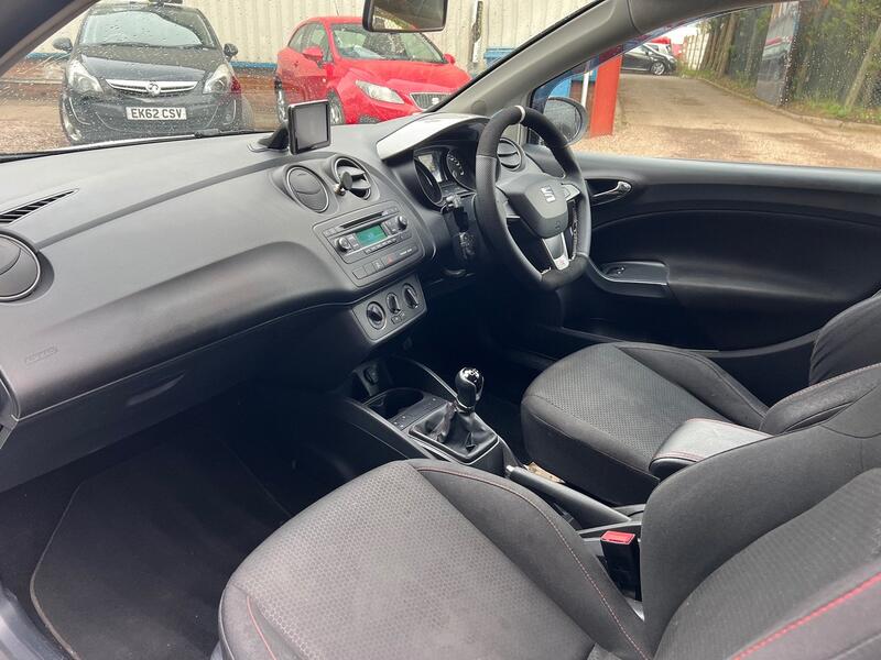SEAT IBIZA
