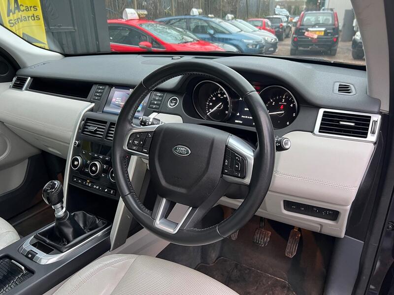 LAND ROVER DISCOVERY SPORT