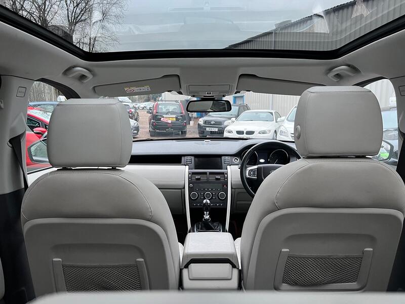 LAND ROVER DISCOVERY SPORT