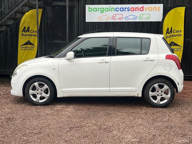 SUZUKI SWIFT