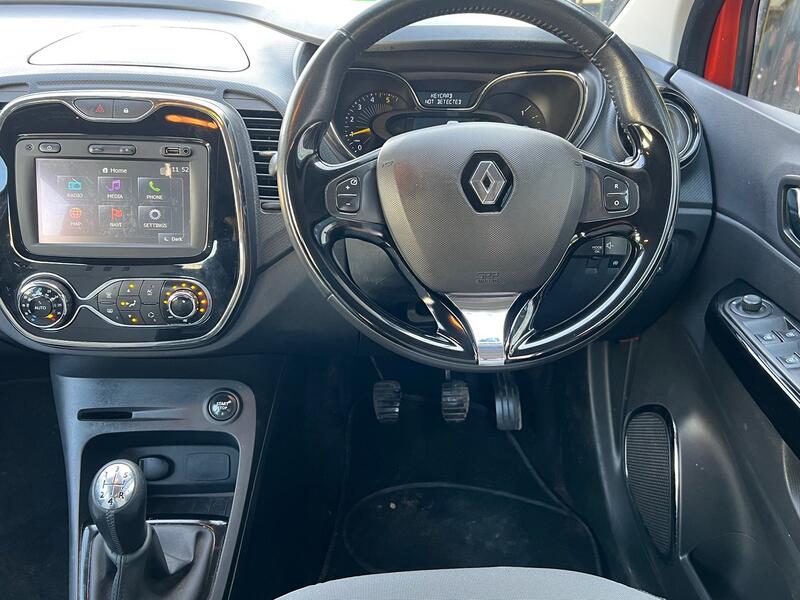 RENAULT CAPTUR