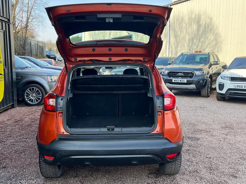RENAULT CAPTUR