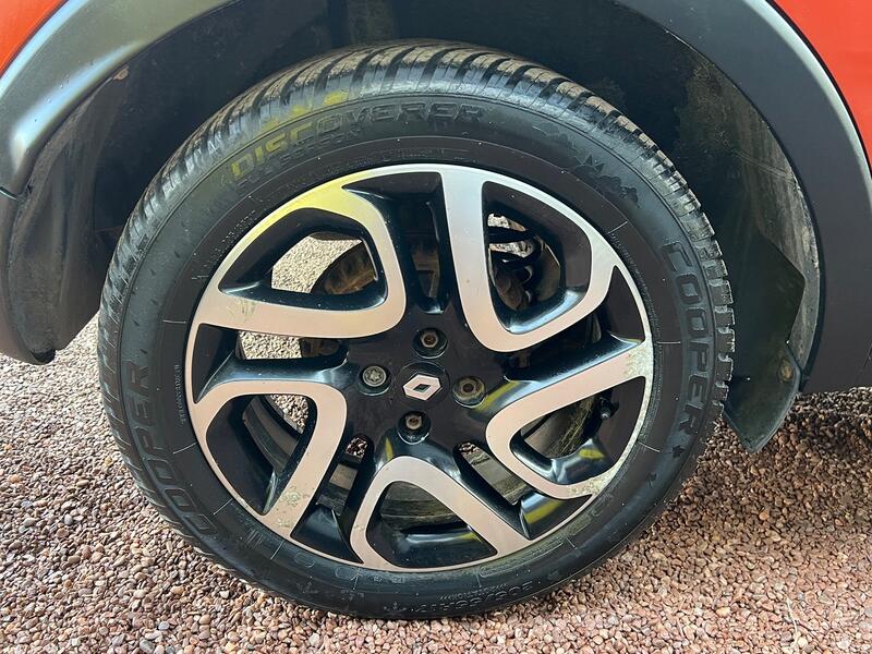 RENAULT CAPTUR