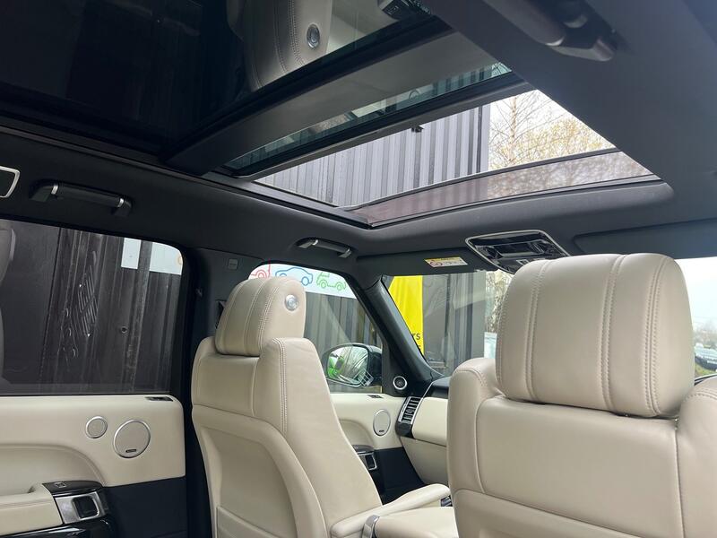 LAND ROVER RANGE ROVER
