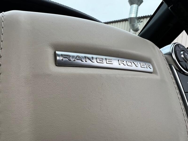 LAND ROVER RANGE ROVER