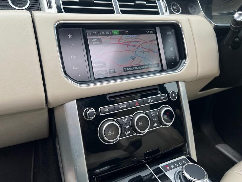 LAND ROVER RANGE ROVER