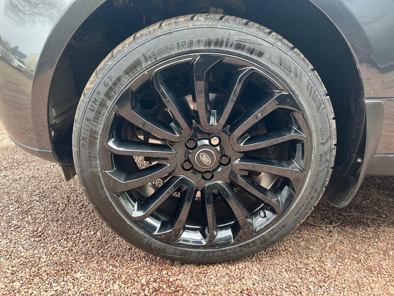 LAND ROVER RANGE ROVER