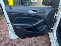 MERCEDES-BENZ B CLASS