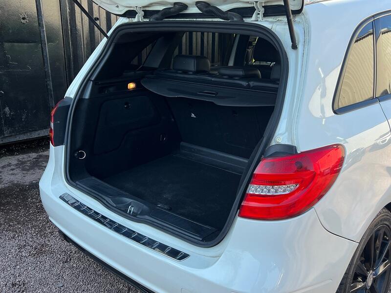 MERCEDES-BENZ B CLASS