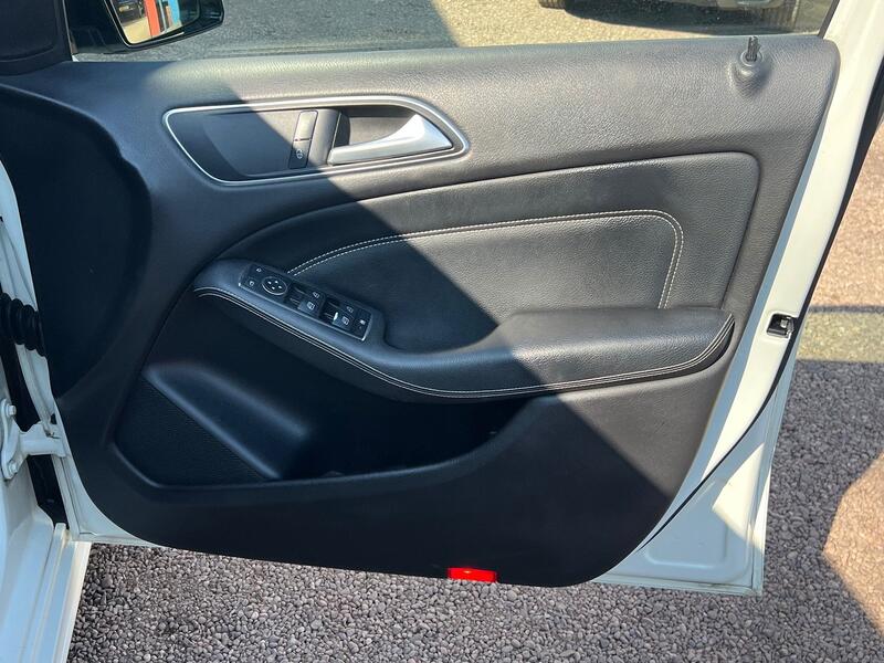 MERCEDES-BENZ B CLASS