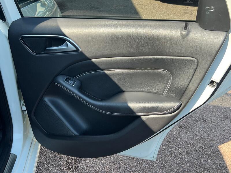 MERCEDES-BENZ B CLASS
