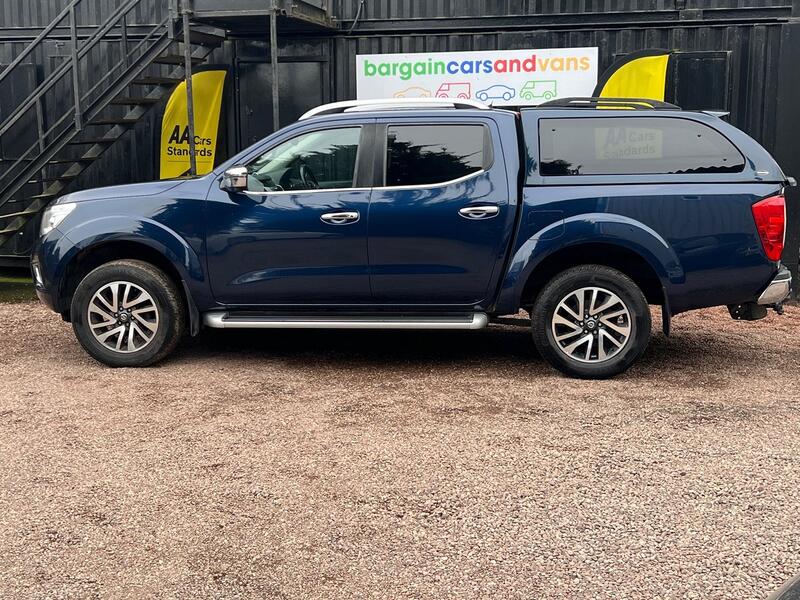 NISSAN NAVARA