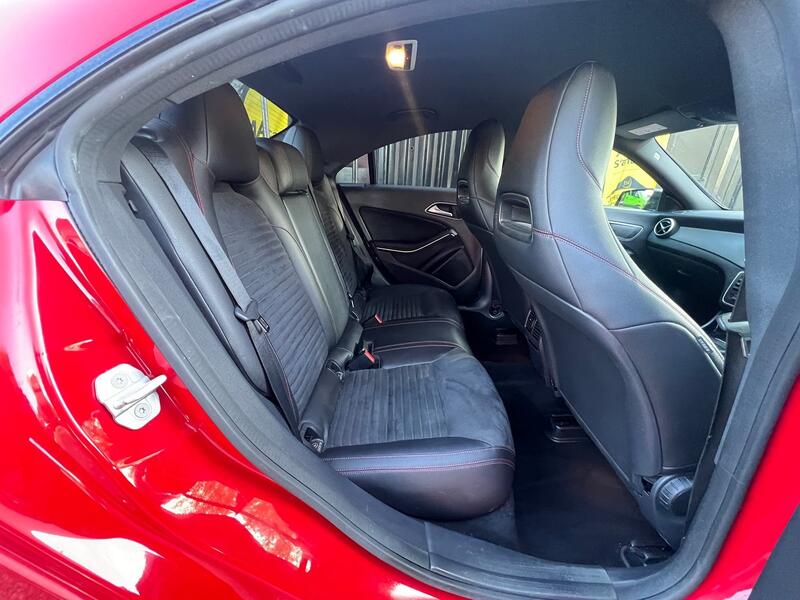 MERCEDES-BENZ CLA