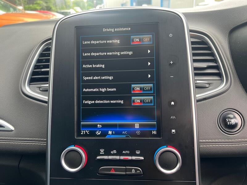 RENAULT GRAND SCENIC
