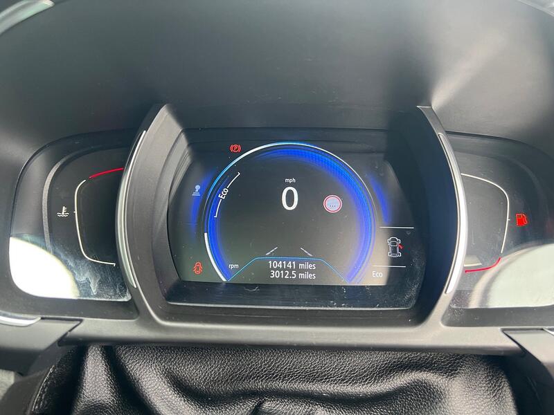 RENAULT GRAND SCENIC