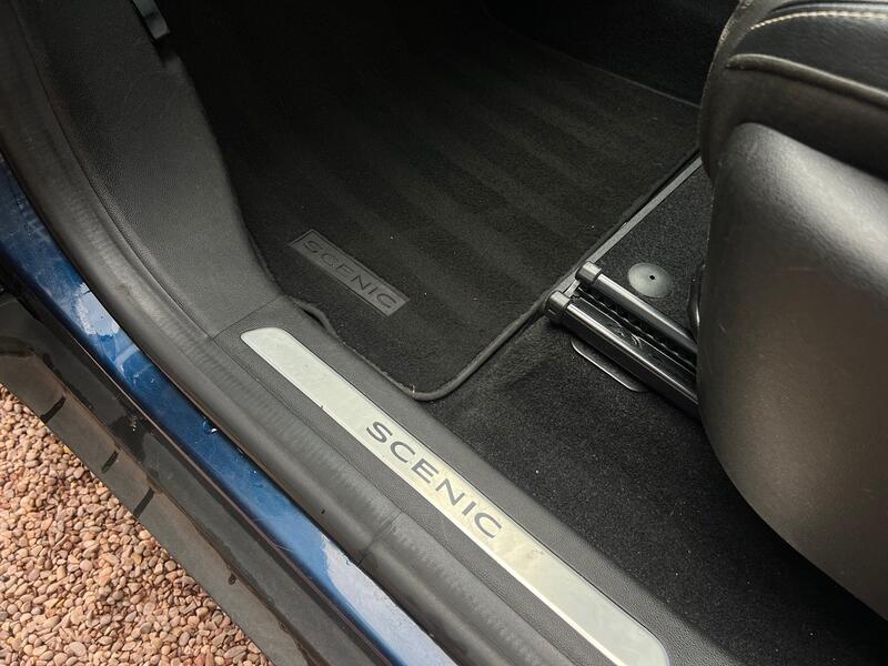 RENAULT GRAND SCENIC