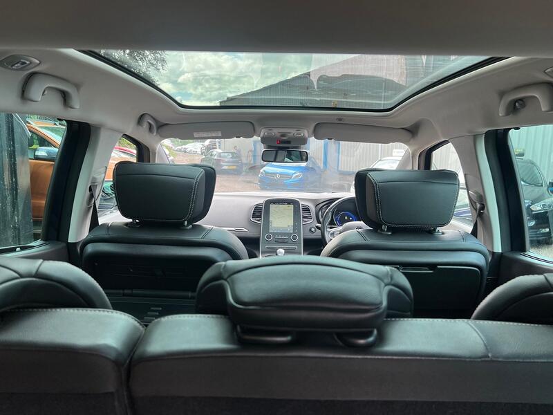 RENAULT GRAND SCENIC