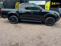 NISSAN NAVARA