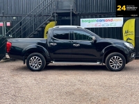 NISSAN NAVARA